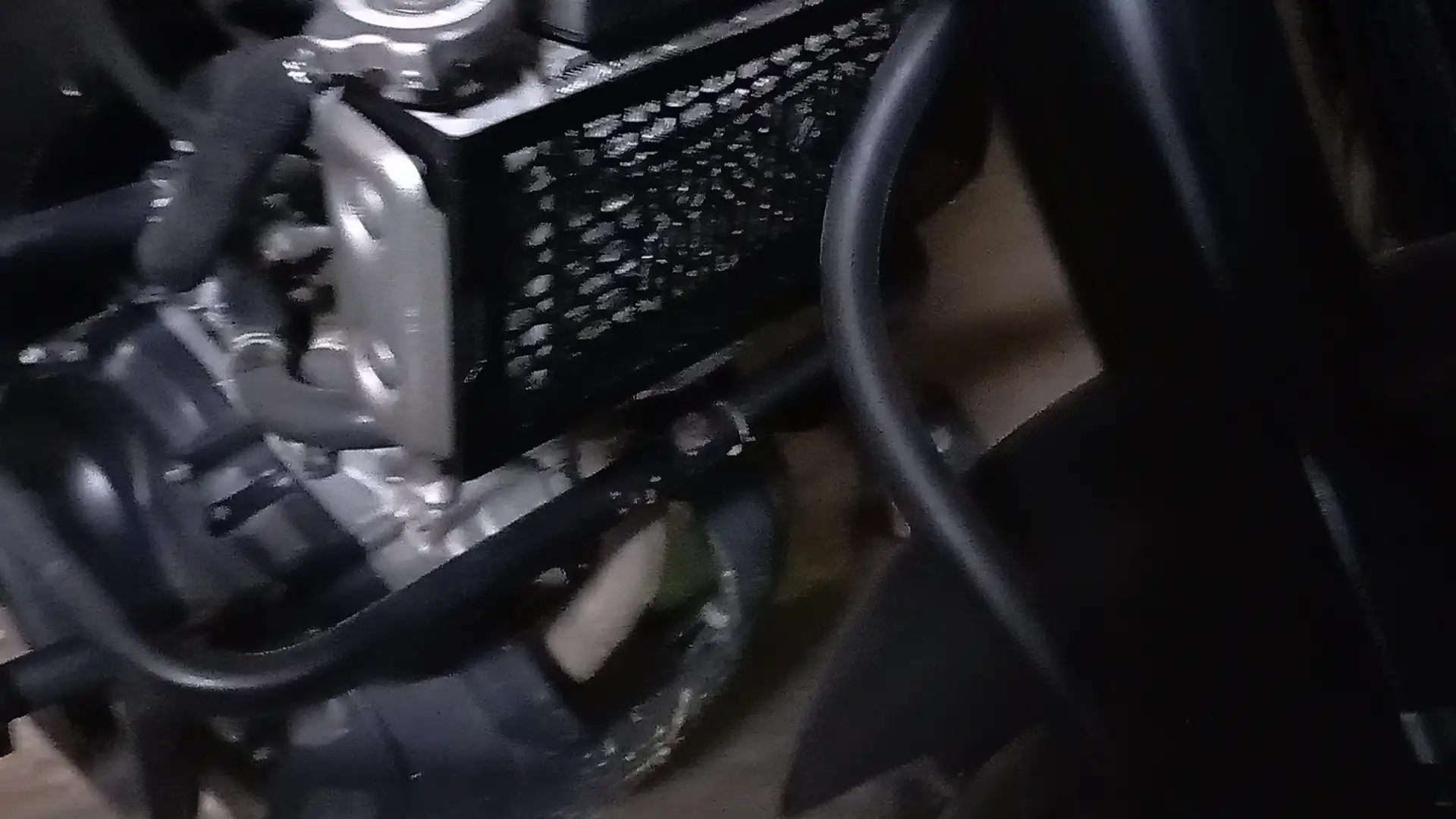 Yamaha XSR155 Radiator guard - Image 3